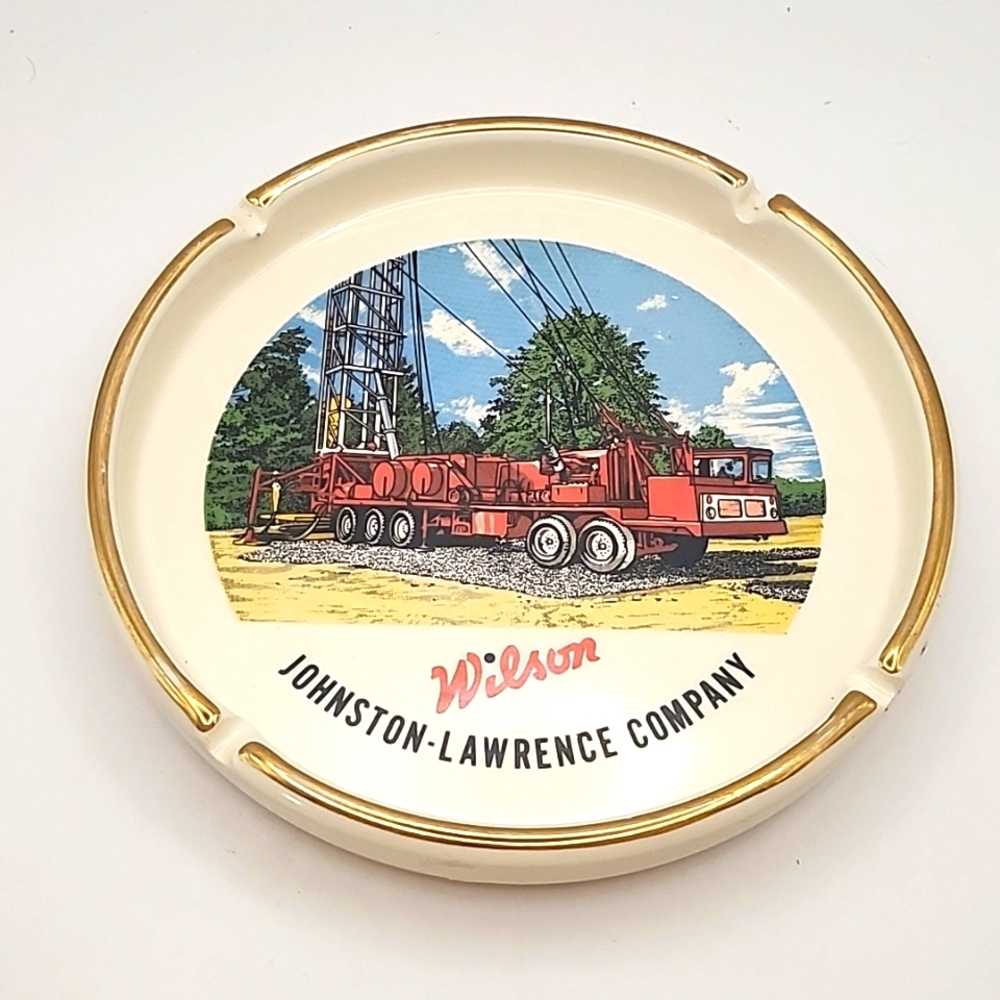 Vintage Ceramic Ashtray 7"